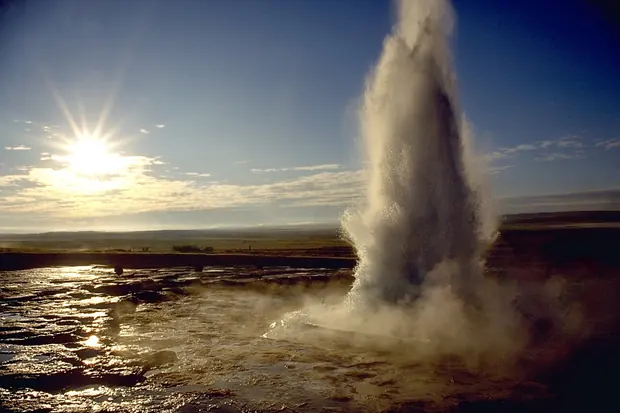 Geysir, Four stops, one of them lunch