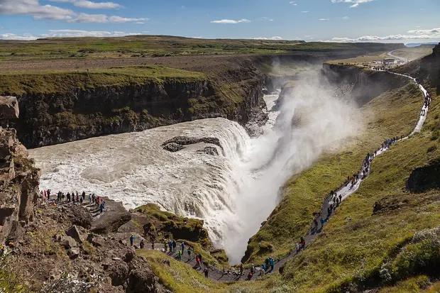 Gullfoss, Four stops, one of them lunch