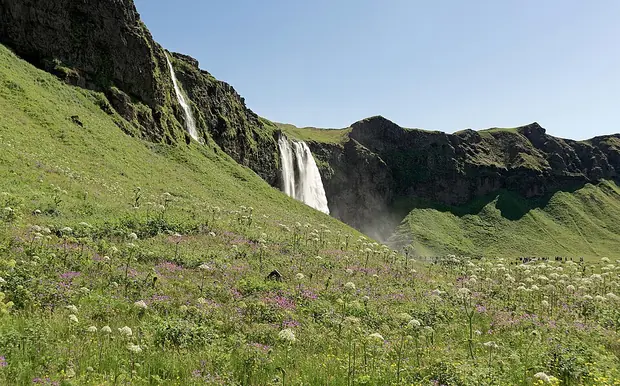 Seljalandsfoss, Two waterfalls on the way