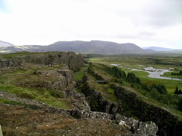 Þingvellir, Four stops, one of them lunch